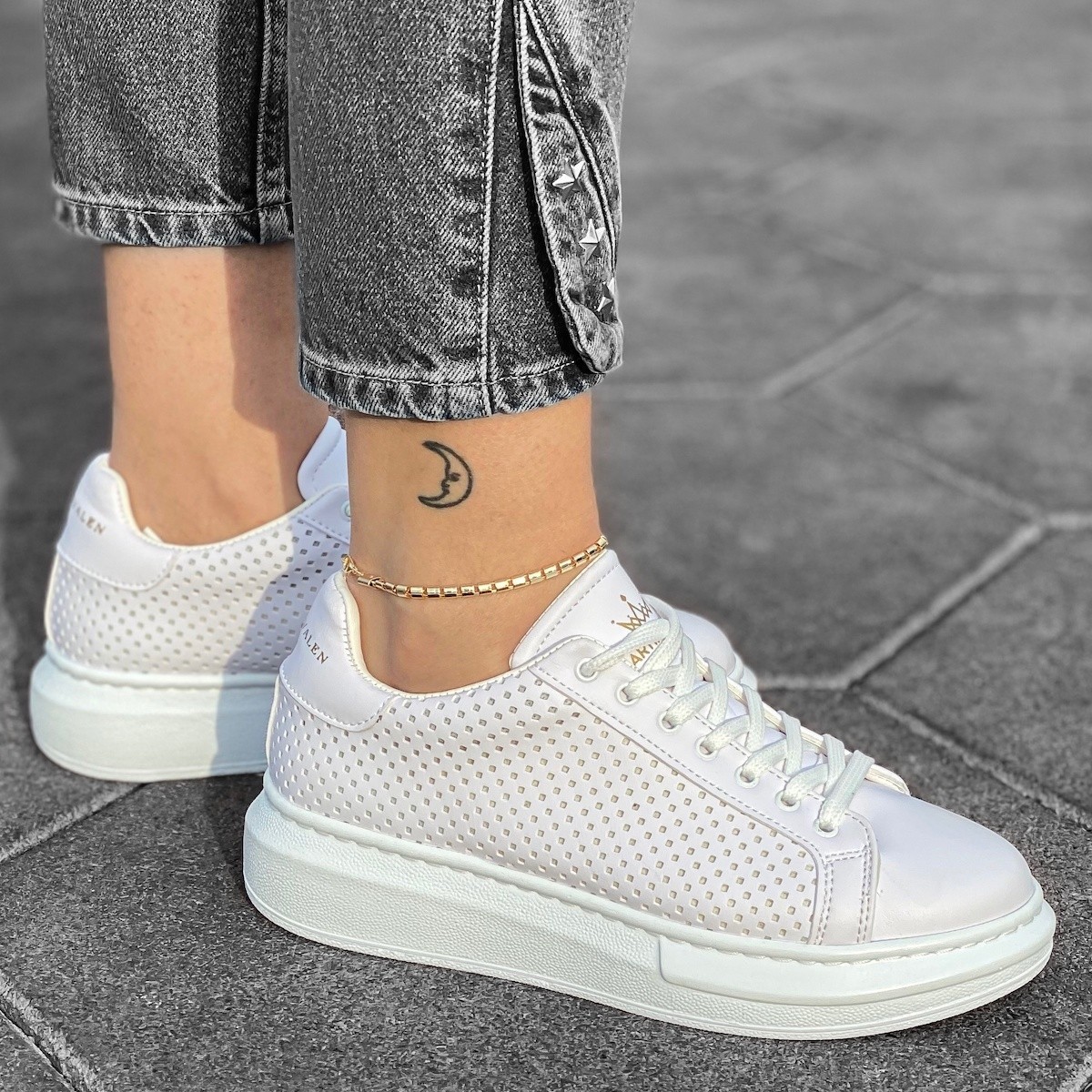 Woman Mega Side-Mesh Sneakers in Full White