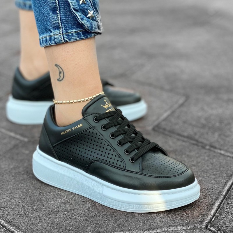 Women's Mega Full Mesh Sneakers in Black-White 2