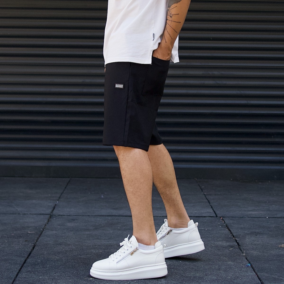 Men's Basic Shorts Black 2