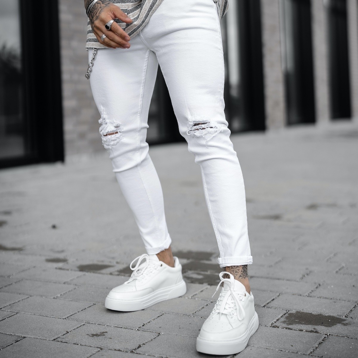Men's Skinny Leg Ripped Knees White Jeans