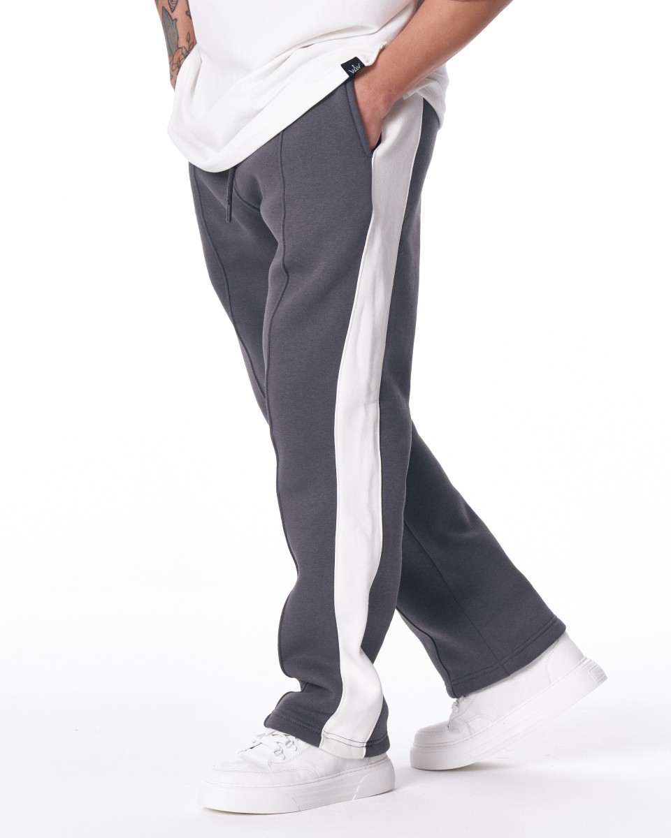 Streetstyle Jogger met Witte Strepen | Martin Valen