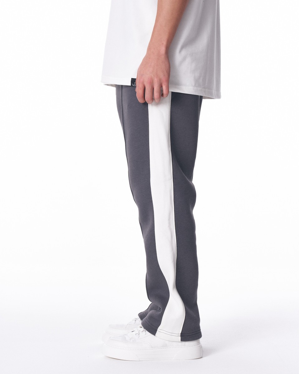 Streetstyle Jogger met Witte Strepen | Martin Valen