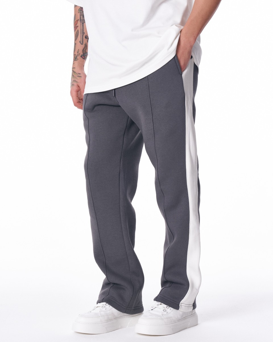 Streetstyle Jogger met Witte Strepen | Martin Valen