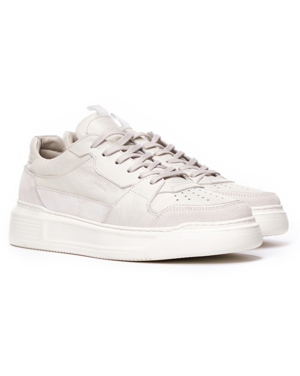 Zapatilla Gruesa de Piel Gris con Detalle de Ante 2