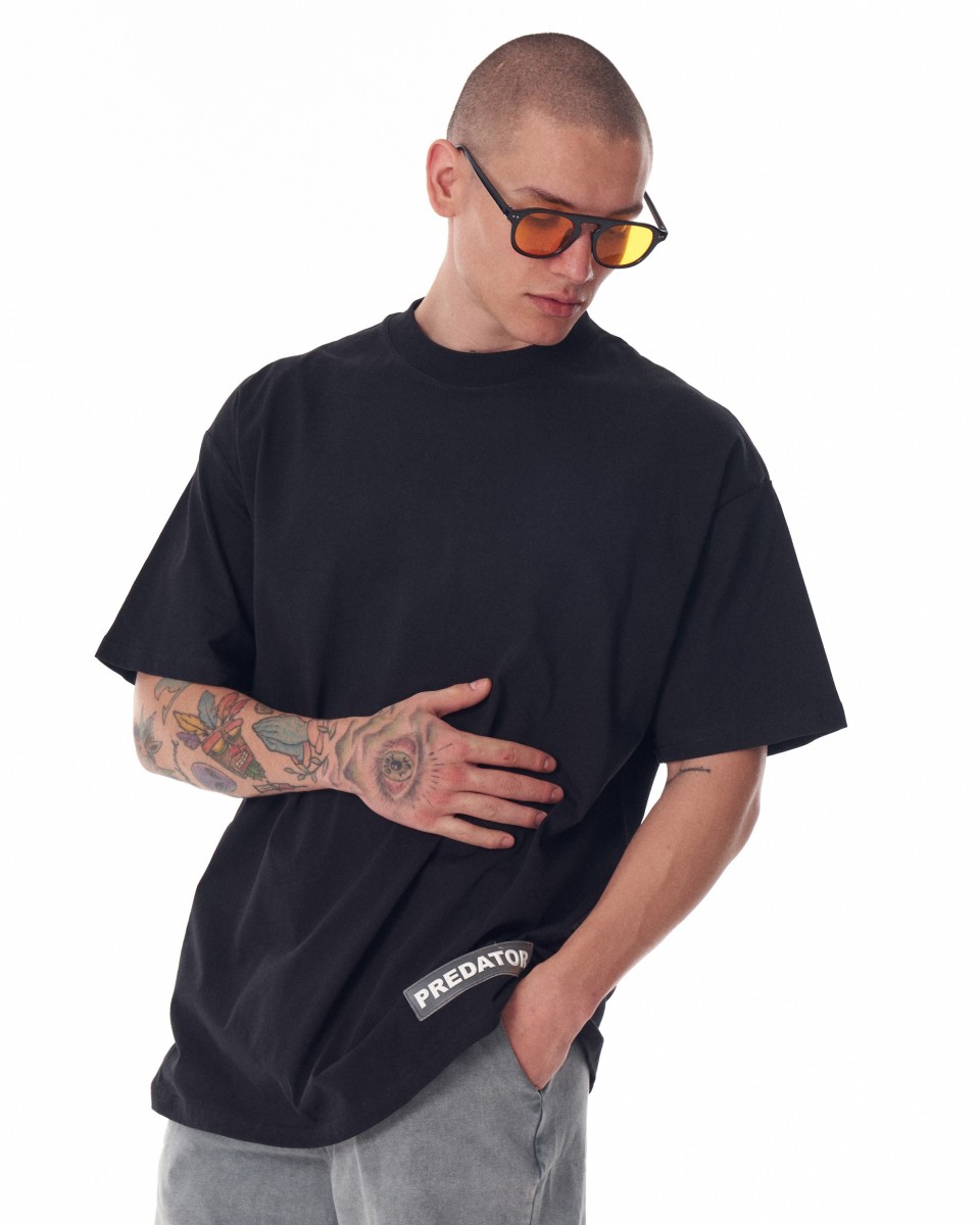 Camiseta preta grande com estampa de caveira masculina | Martin Valen