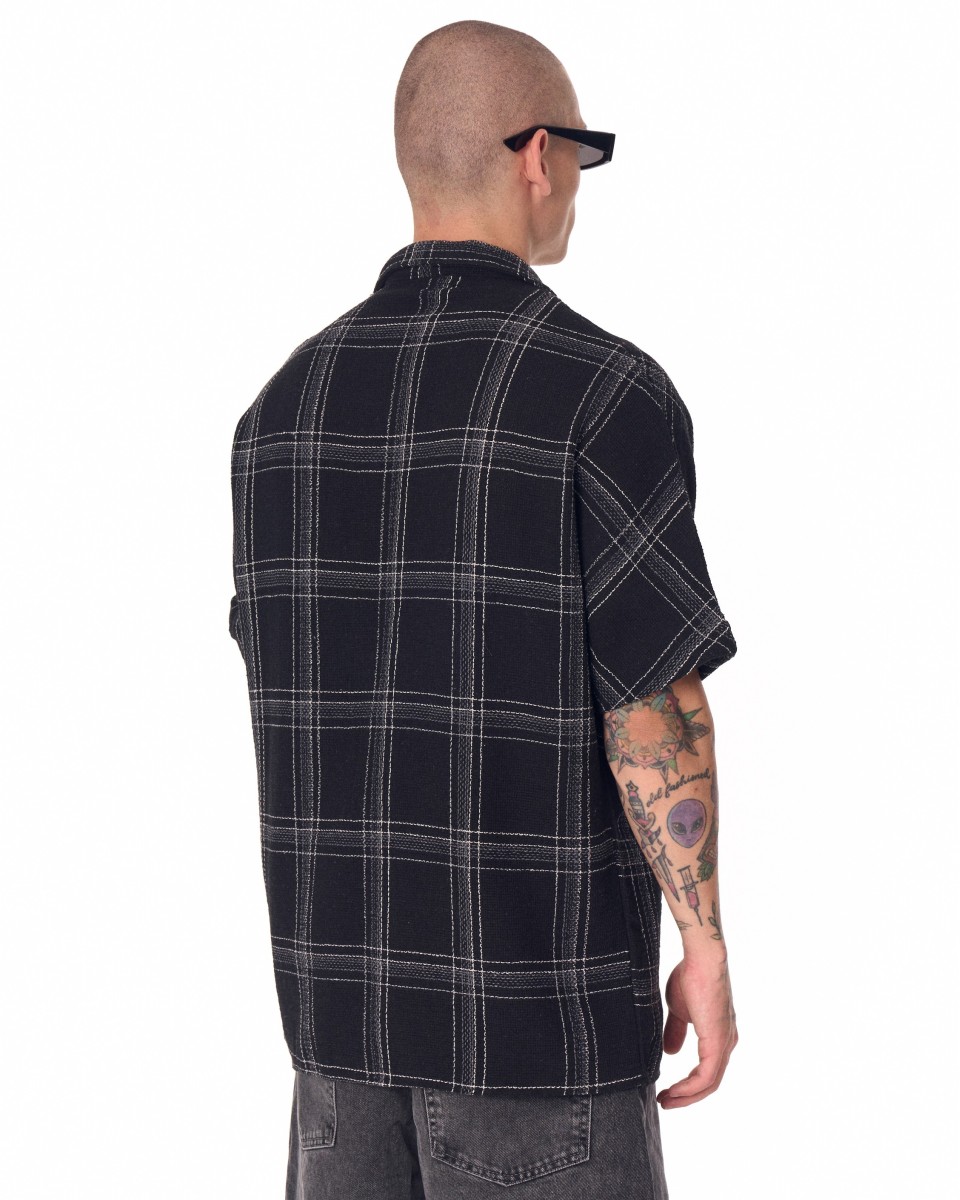 Chemise noire surdimensionnée en tissu Sile tissé pour hommes | Martin Valen