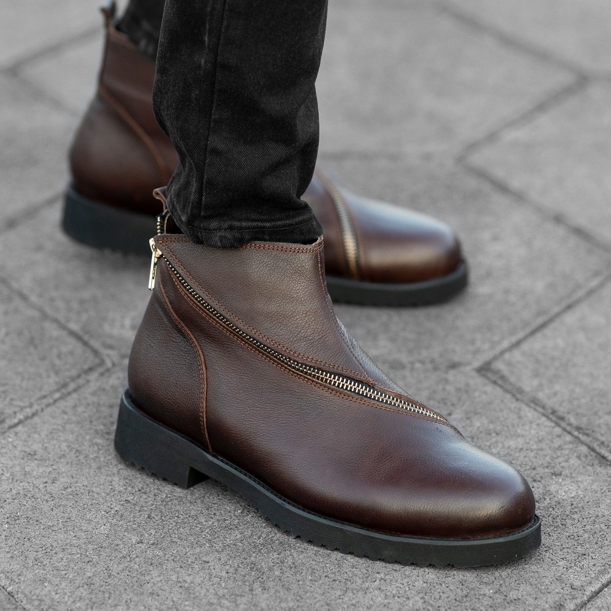 Herren Lederstiefel Chelsea Boots mit Reissverschluss in braun - 1 2